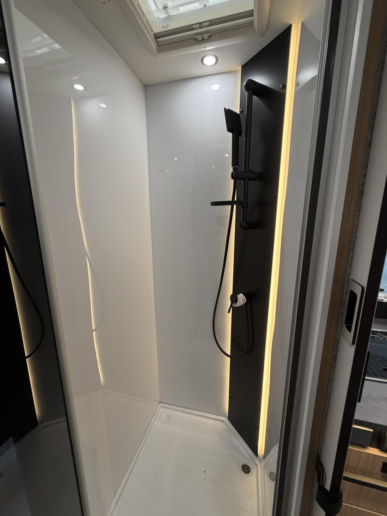 Chausson 630 Titanium Line – Bild 8